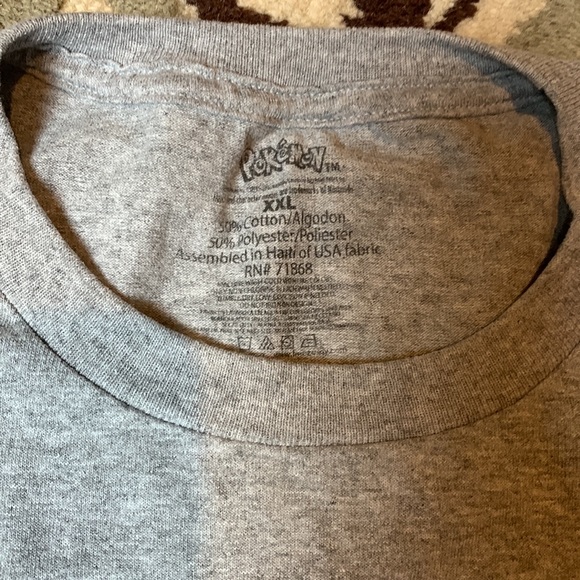 Pokémon T-shirt - Picture 2 of 2